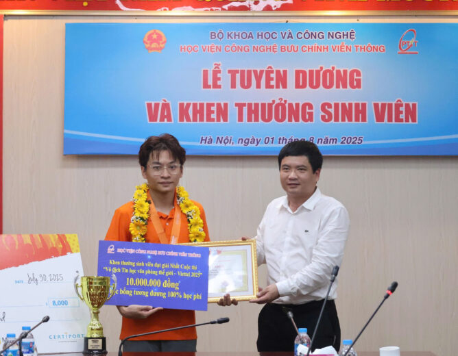 PTIT tuyên dương, khen thưởng sinh viên đạt thành tích cao trong các cuộc thi quốc tế tại Mĩ và Úc